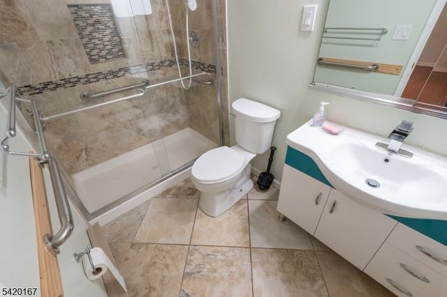 264 Crosse Dr B, Monroe Twp., NJ 08831