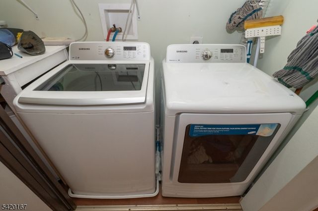 264 Crosse Dr B, Monroe Twp., NJ 08831