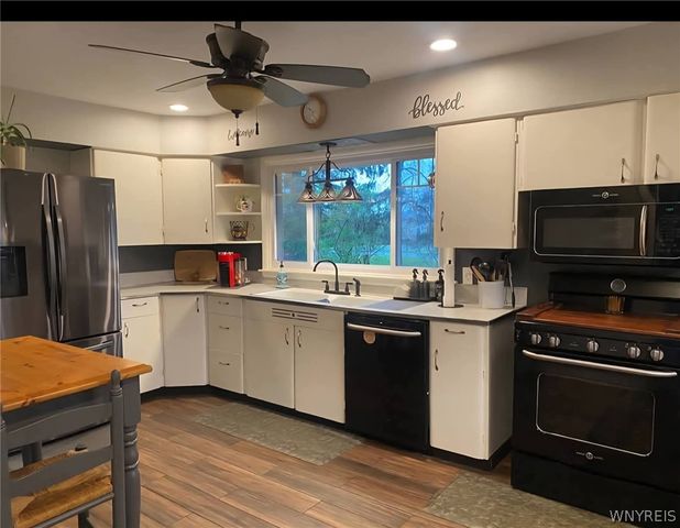 35 Chapel Street, Elba, NY 14058
