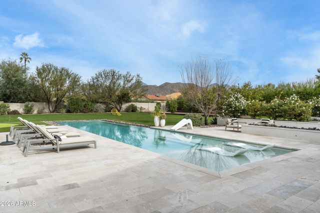 10620 E CHOLLA Street, Scottsdale, AZ 85259