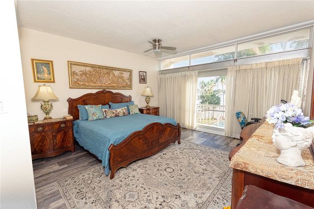 4600 Ocean Dr 307, Corpus Christi, TX 78412