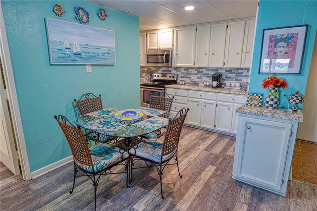 4600 Ocean Dr 307, Corpus Christi, TX 78412