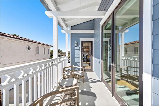 212 Marguerite Avenue, Corona Del Mar, CA 92625