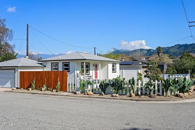 385 Sunset Avenue, Oak View, CA 93022