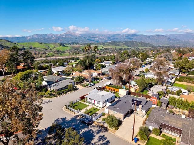 385 Sunset Avenue, Oak View, CA 93022