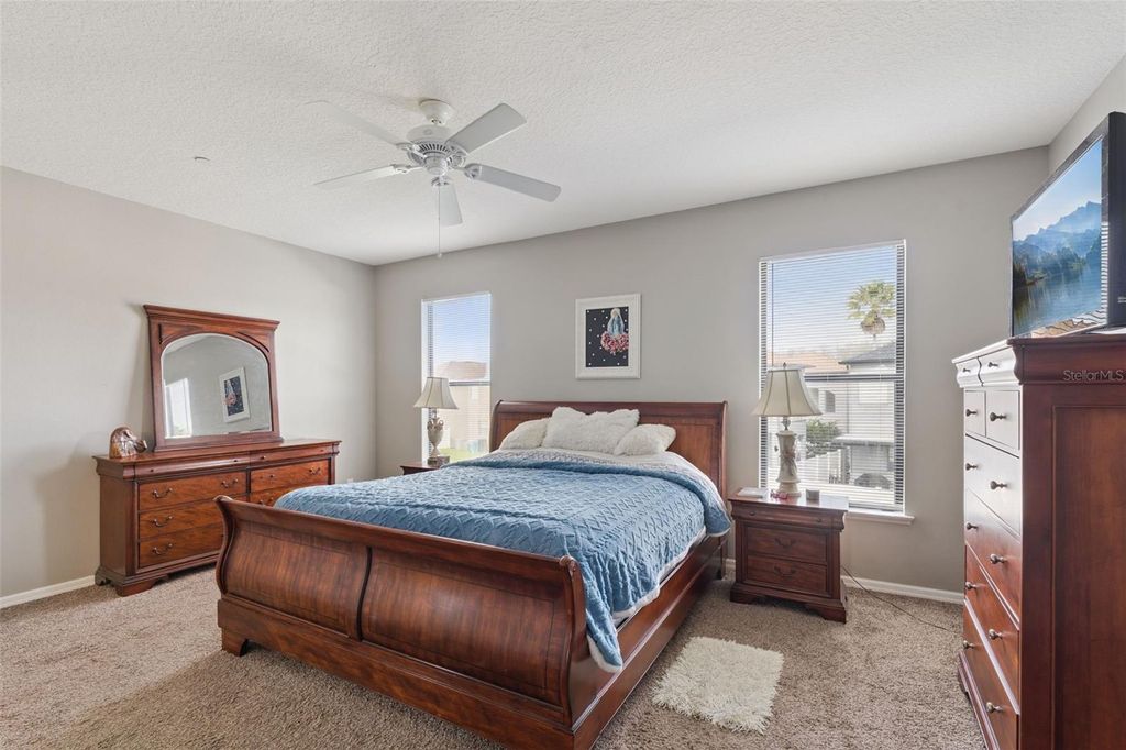 Image 32 of property listing at 9708 OLD PATINA WAY, Orlando, FL 32832