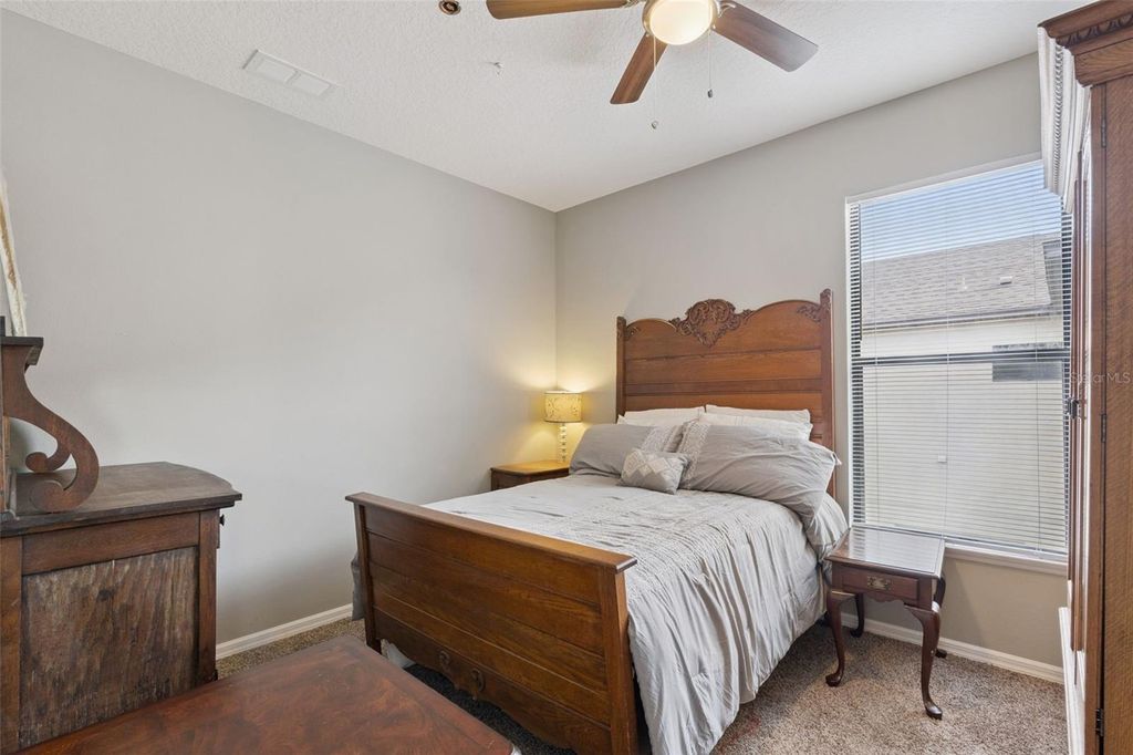 Image 40 of property listing at 9708 OLD PATINA WAY, Orlando, FL 32832