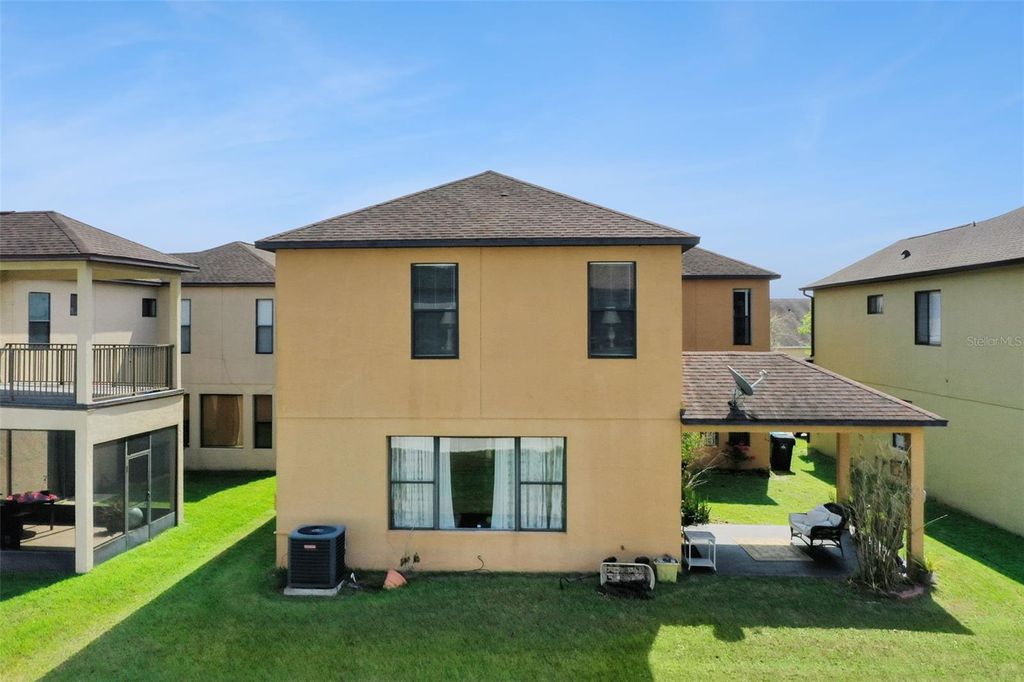 Image 45 of property listing at 9708 OLD PATINA WAY, Orlando, FL 32832