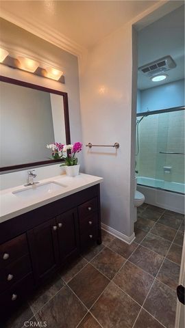 1023 8th Street, Manhattan Beach, CA 90266