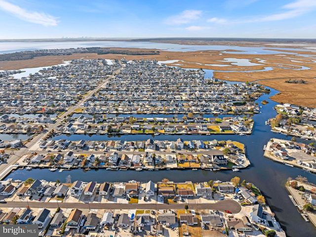 26 W MULLICA RD, Little Egg Harbor Twp, NJ 08087