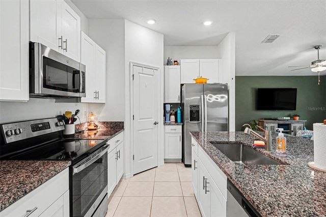 1863 YELLOW TRAIL, Lakeland, FL 33801