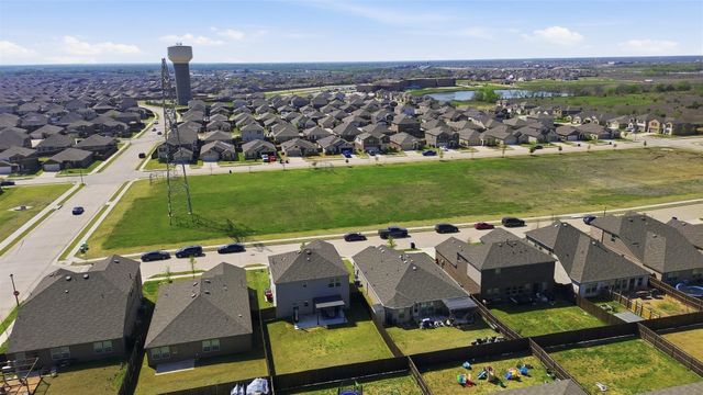1845 Grassland Drive, Royse City, TX 75189