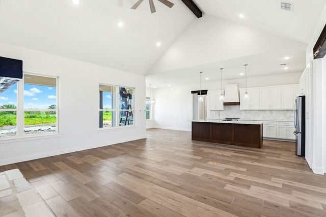 313 FARMHOUSE DRIVE, Marion, TX 78124