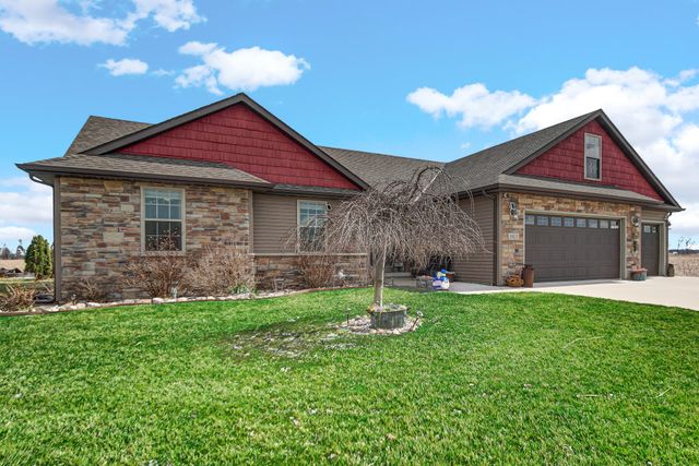 1913 Holly Street SE, Demotte, IN 46310