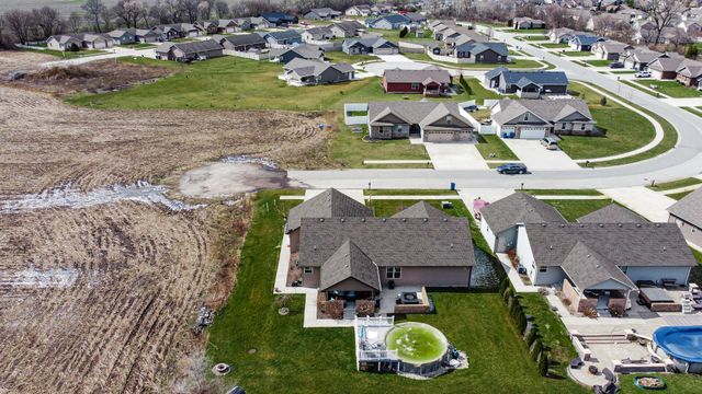 1913 Holly Street SE, Demotte, IN 46310