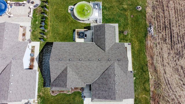 1913 Holly Street SE, Demotte, IN 46310