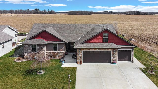 1913 Holly Street SE, Demotte, IN 46310