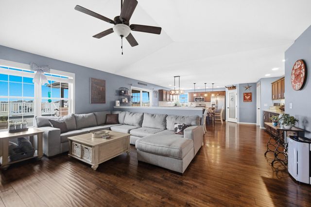 1913 Holly Street SE, Demotte, IN 46310