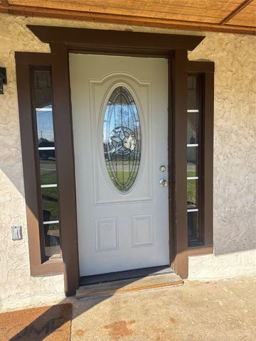 429 E Hanna Street, Denison, TX 75021