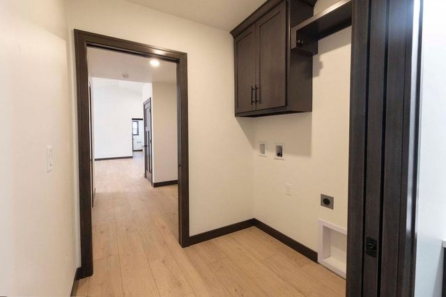 3752 EVELYN ROSE LANE, Suamico, WI 54313