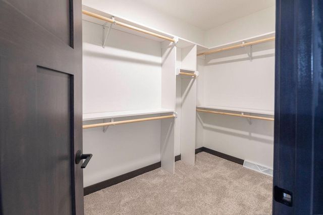 3752 EVELYN ROSE LANE, Suamico, WI 54313