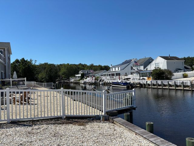 156 Rodman Drive, Beach Haven West, NJ 08050