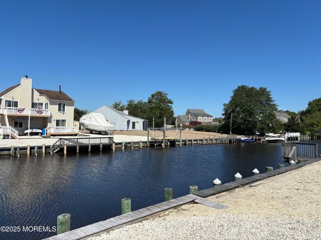 156 Rodman Drive, Beach Haven West, NJ 08050