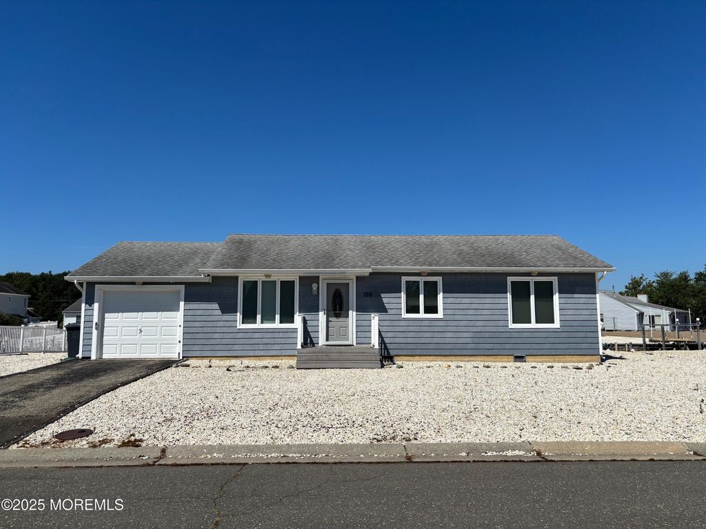 156 Rodman Drive, Beach Haven West, NJ 08050