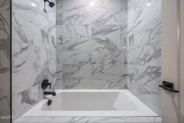 419 W Ascent Drive, Hideout, UT 84036