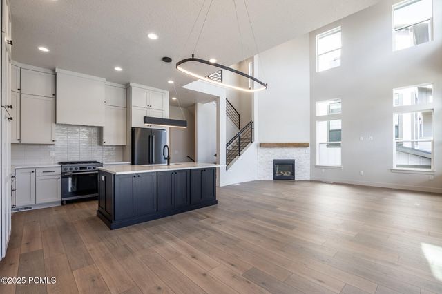 419 W Ascent Drive, Hideout, UT 84036