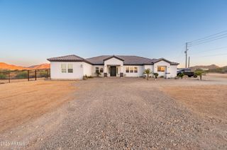 8017 S 143rd Avenue, Goodyear, AZ 85338