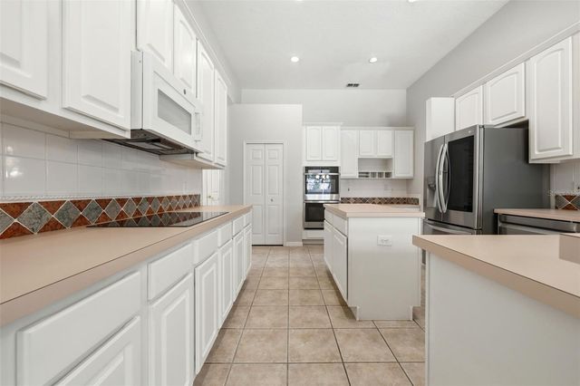 1766 SWEETWATER WEST CIRCLE, Apopka, FL 32712