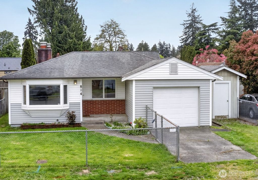 614 Violet Meadow Street S, Tacoma, WA 98444