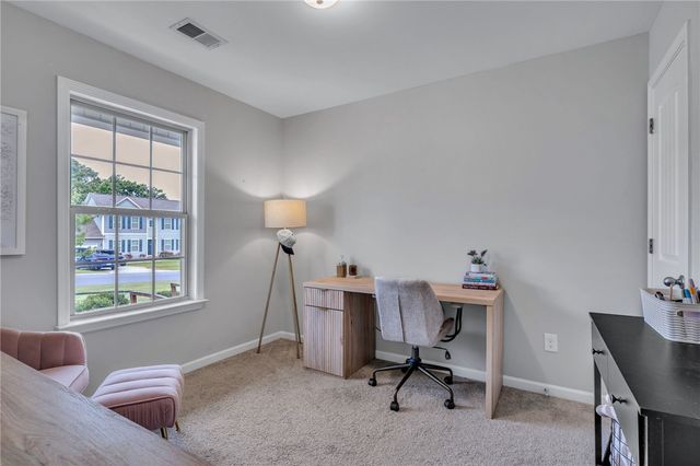 128 Sunny Point Loop, Central, SC 29630
