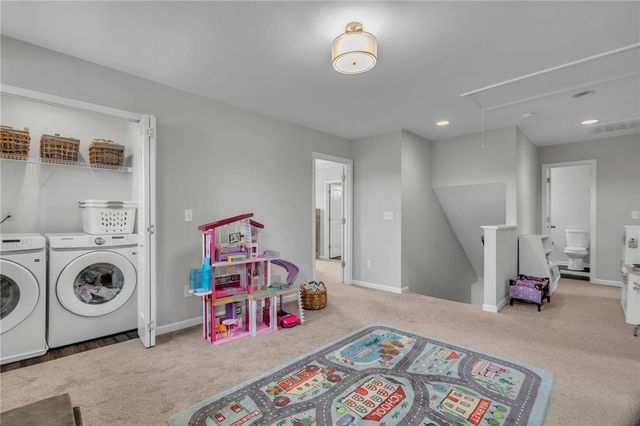 128 Sunny Point Loop, Central, SC 29630