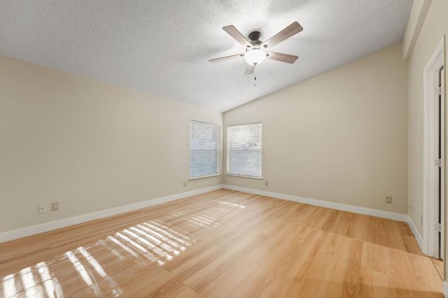 5819 Lynx Trl, Pollock Pines, CA 95726