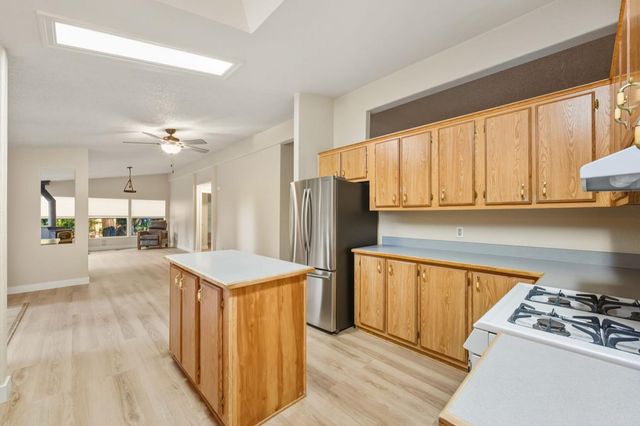 5819 Lynx Trl, Pollock Pines, CA 95726