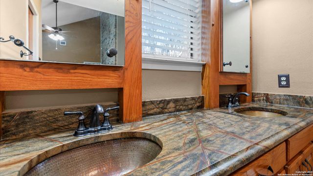 9521 Sumac, Garden Ridge, TX 78266