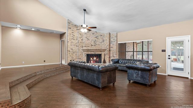 9521 Sumac, Garden Ridge, TX 78266