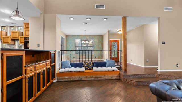 9521 Sumac, Garden Ridge, TX 78266