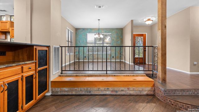 9521 Sumac, Garden Ridge, TX 78266