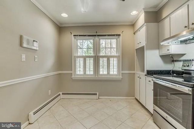 4902 POLE RD, Alexandria, VA 22309