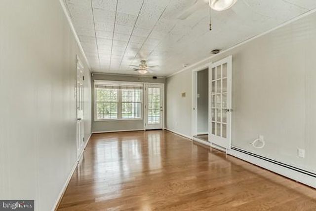 4902 POLE RD, Alexandria, VA 22309