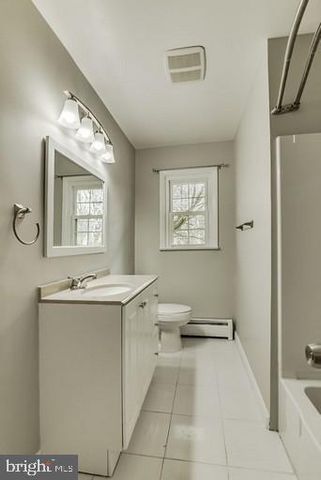 4902 POLE RD, Alexandria, VA 22309