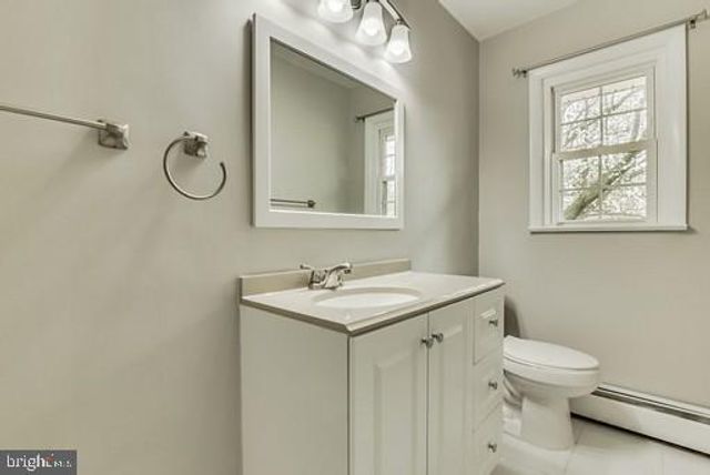 4902 POLE RD, Alexandria, VA 22309