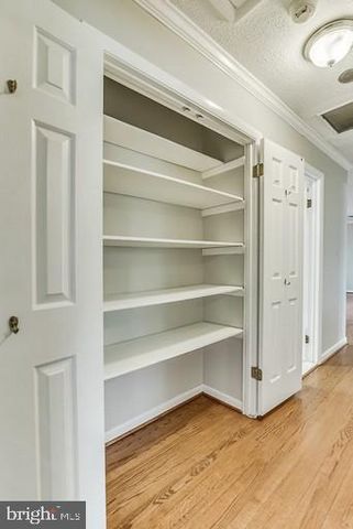 4902 POLE RD, Alexandria, VA 22309