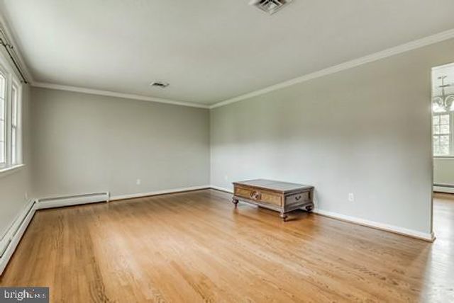 4902 POLE RD, Alexandria, VA 22309