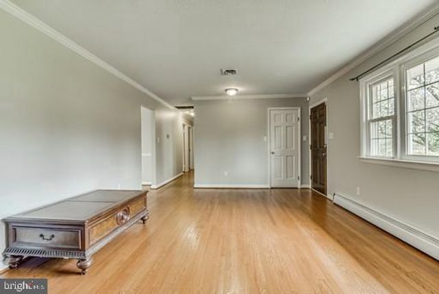 4902 POLE RD, Alexandria, VA 22309