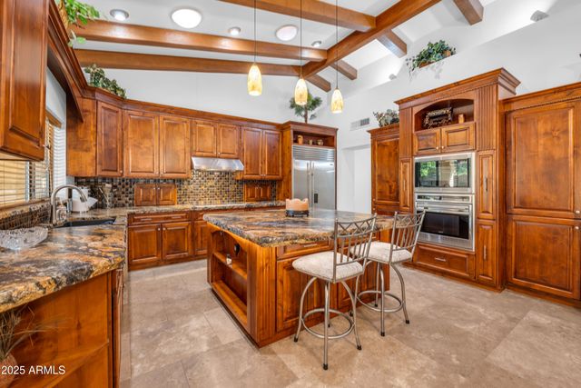 12234 S YAKI Court, Phoenix, AZ 85044