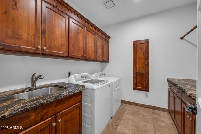 12234 S YAKI Court, Phoenix, AZ 85044